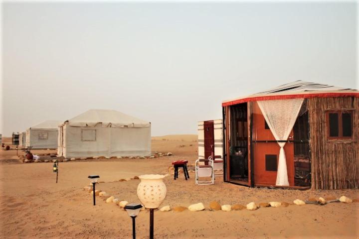 Legend Desert Camp Fulayj al Masha'ikh ภายนอก รูปภาพ