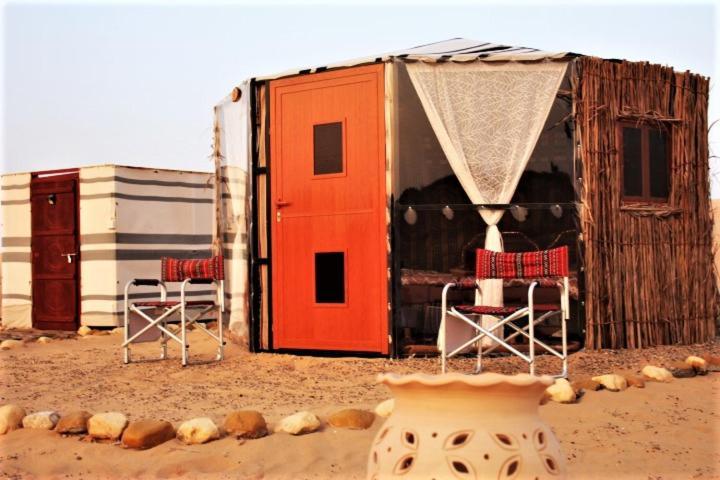 Legend Desert Camp Fulayj al Masha'ikh ภายนอก รูปภาพ