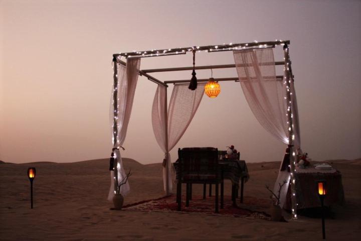 Legend Desert Camp Fulayj al Masha'ikh ภายนอก รูปภาพ