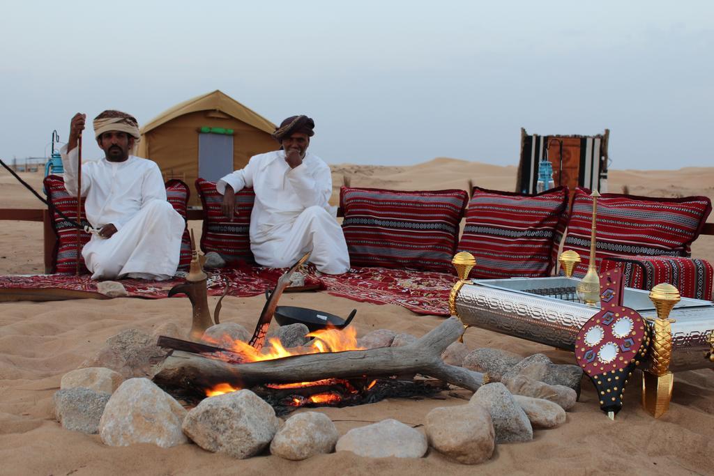 Legend Desert Camp Fulayj al Masha'ikh ภายนอก รูปภาพ