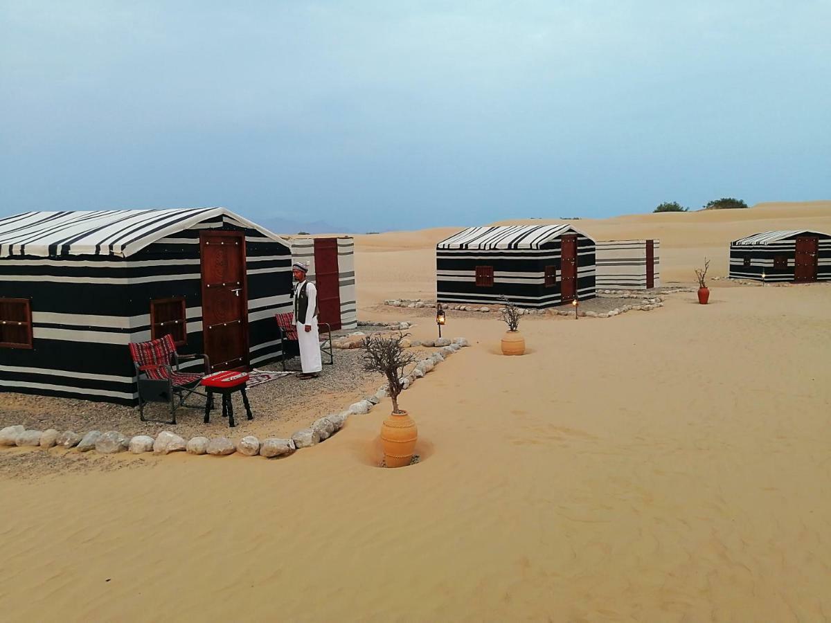 Legend Desert Camp Fulayj al Masha'ikh ภายนอก รูปภาพ